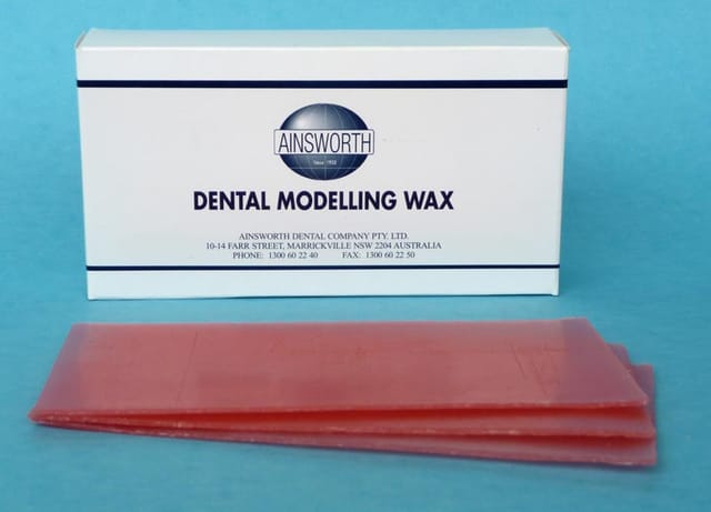 Ainsworth Modelling Wax - 500g Box